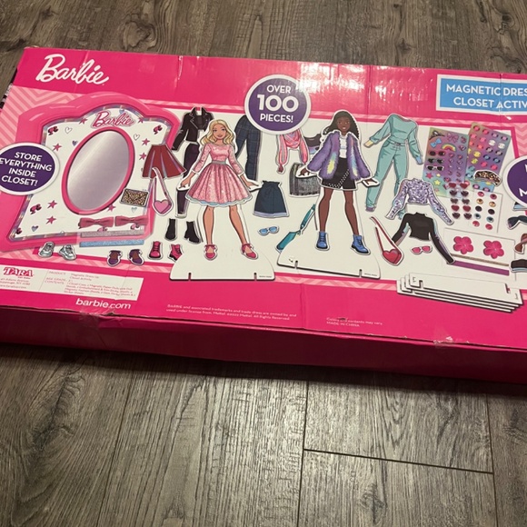 Barbie Magnetic Dress up closet Activity set brand new - Picture 6 of 7
